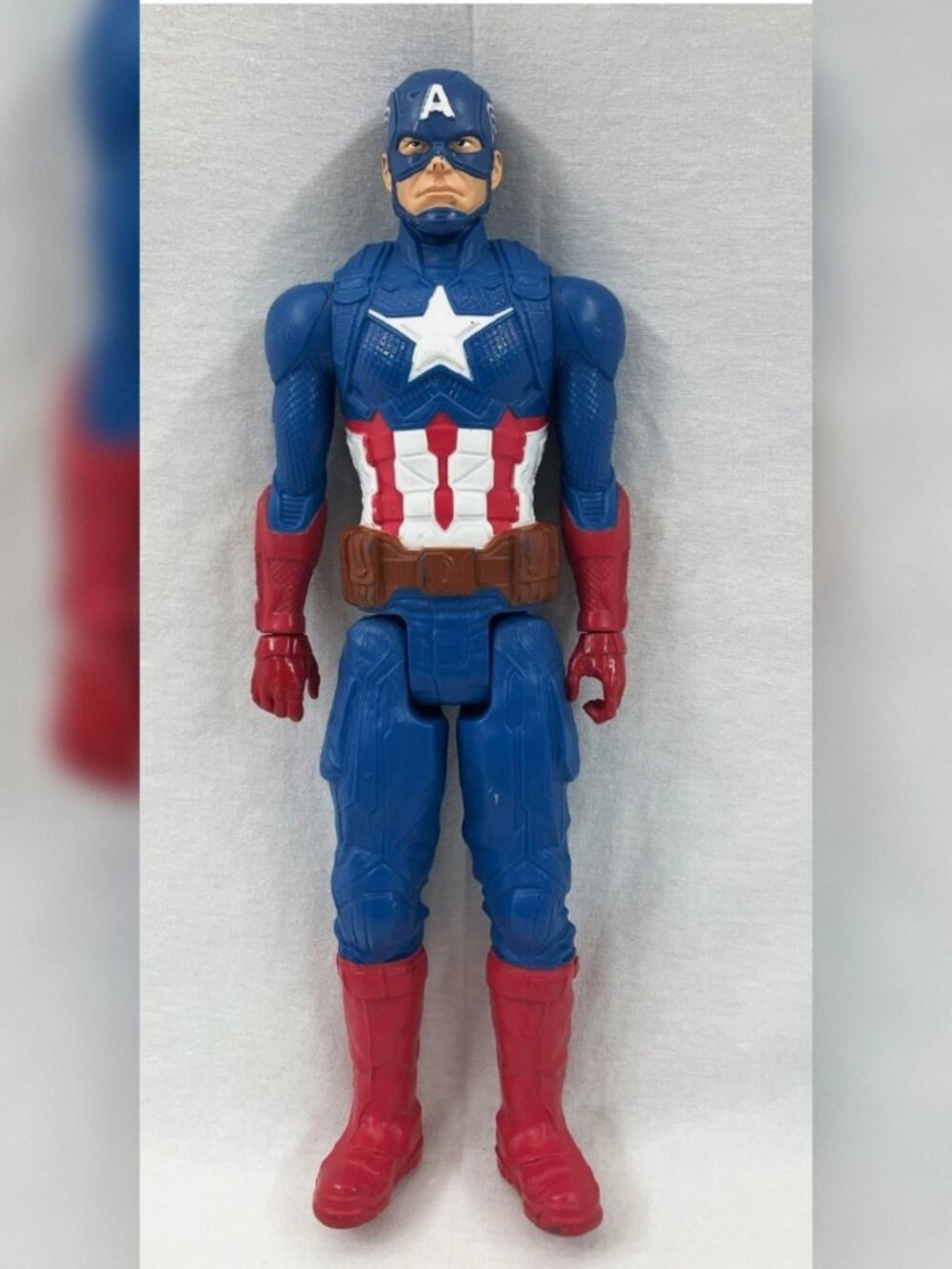 Marvel Titan Hero Series Captain America 12-Inch Action Figure with Fx Port